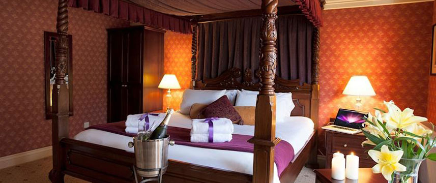 Brooklands Grange Hotel Room Poster Bed Brooklands Grange Hotel Room Poster Bed