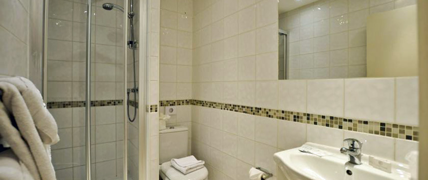 Brunel Hotel - Bathroom Brunel Hotel - Bathroom