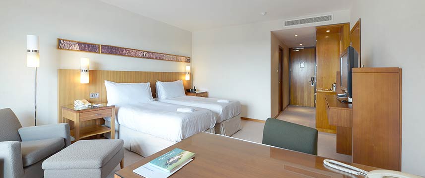 Canary Riverside Plaza Twin Premium Canary Riverside Plaza Twin Premium