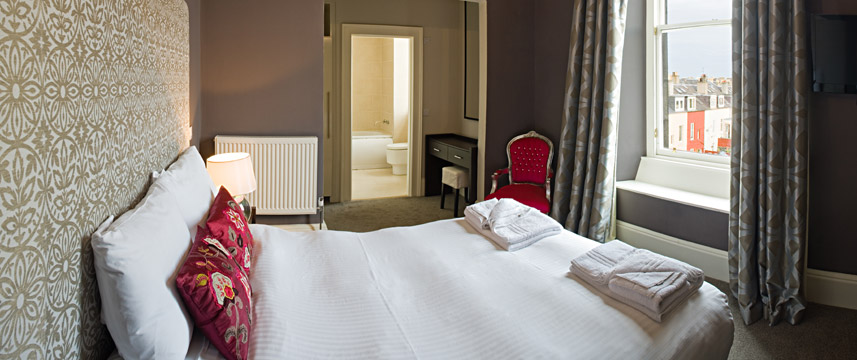 Capital Residence - Deluxe Double Room