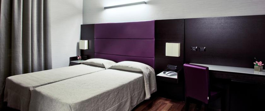 Caprice Hotel - Twin Bedroom Caprice Hotel - Twin Bedroom