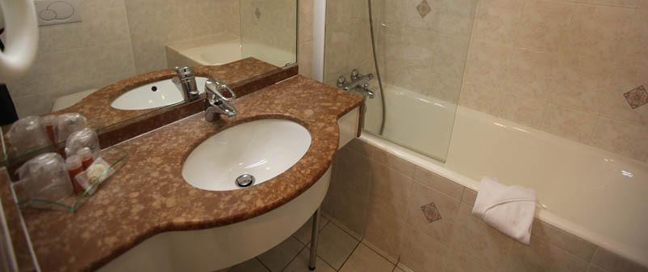 Carltons Bathroom Main Carltons Bathroom Main