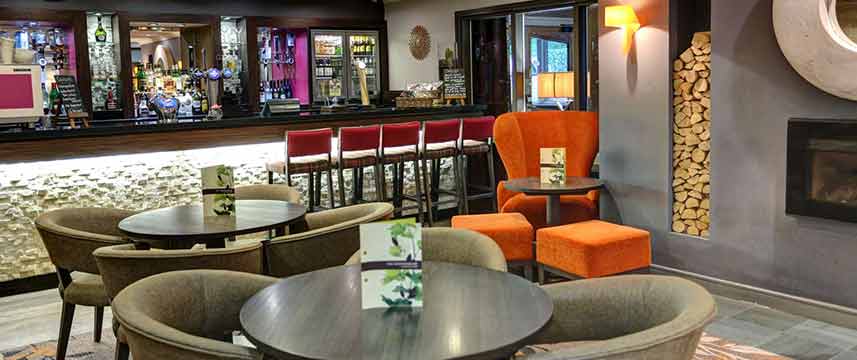 Castle Green Hotel - Green House Bar Castle Green Hotel - Green House Bar