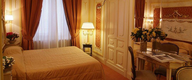 Champagne Palace Hotel - Double Room