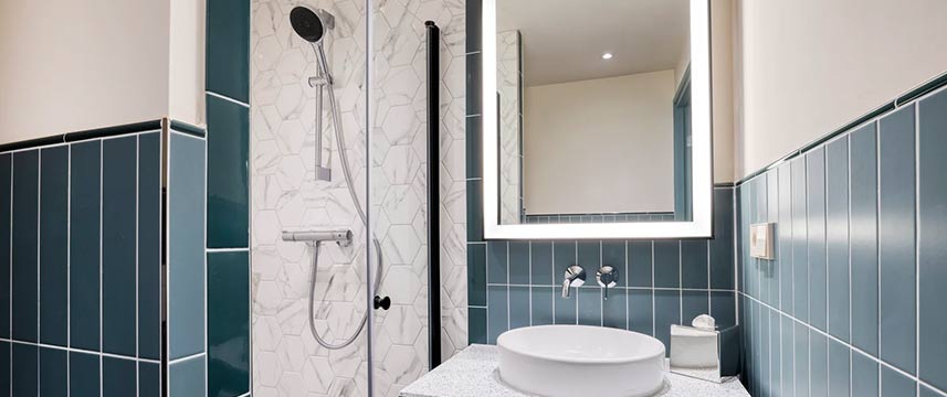 Citadines Canal Amsterdam - Bathroom Citadines Canal Amsterdam - Bathroom