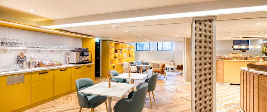 Citadines Canal Amsterdam - Breakfast Tables Citadines Canal Amsterdam - Breakfast Tables