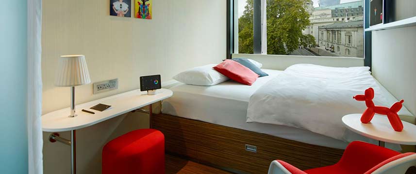 CitizenM Tower of London - Guest Room CitizenM Tower of London - Guest Room