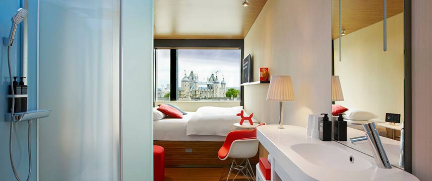 CitizenM Tower of London - Tower View Room CitizenM Tower of London - Tower View Room