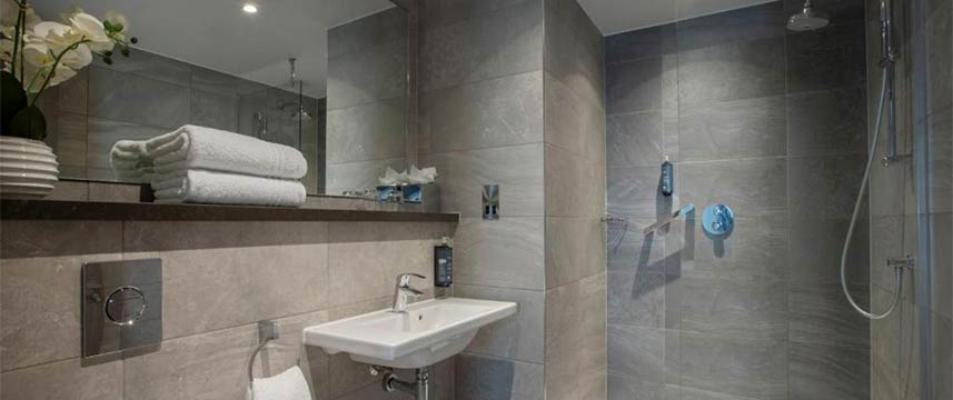 Clayton Hotel Bristol City - Bathroom