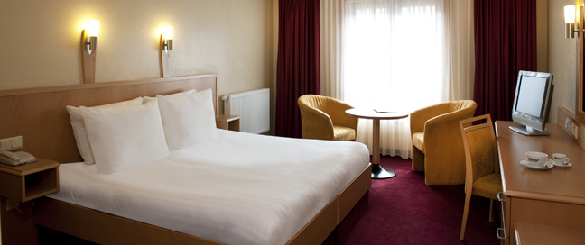 Clayton Hotel Dublin Airport - Double Bed
