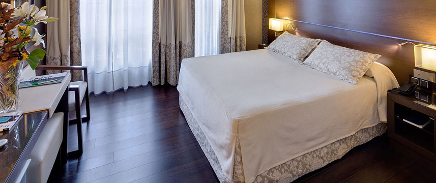 Colonial - Double Room Colonial - Double Room