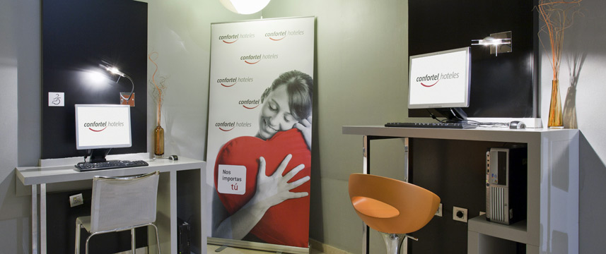 Confortel Aqua 3 Business Centre