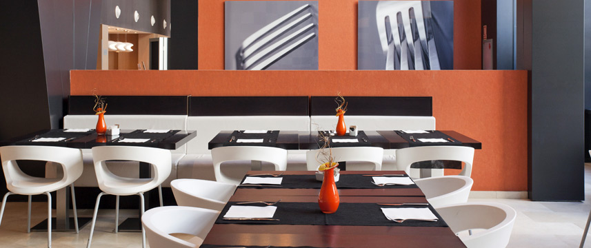 Confortel Aqua 3 Restaurant Seating