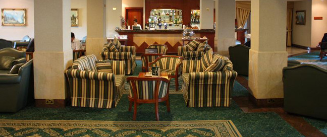 Coppid Beech Hotel - Lounge Coppid Beech Hotel - Lounge