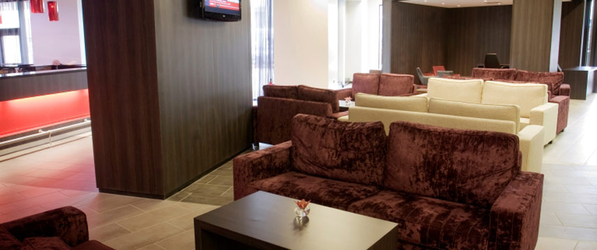 Crowne Plaza Birmingham - Lobby Area Crowne Plaza Birmingham - Lobby Area