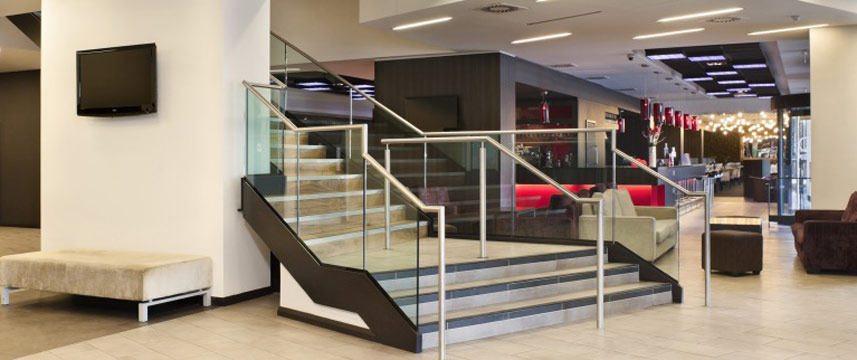 Crowne Plaza Birmingham - Reception Area Crowne Plaza Birmingham - Reception Area