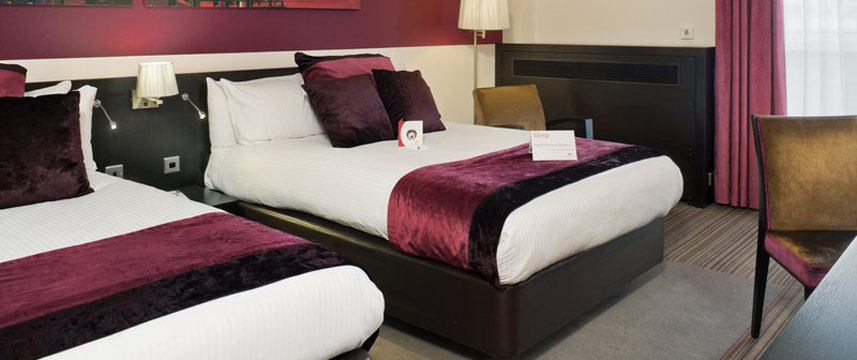 Crowne Plaza Birmingham - Twin Bedroom Crowne Plaza Birmingham - Twin Bedroom
