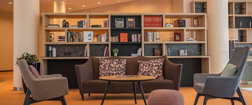 Crowne Plaza Brussels Airport - Lobby Crowne Plaza Brussels Airport - Lobby