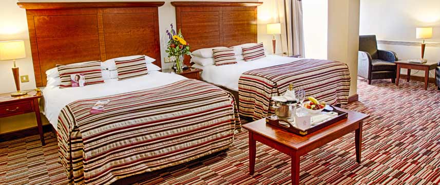 Crowne Plaza Edinburgh Bedroom