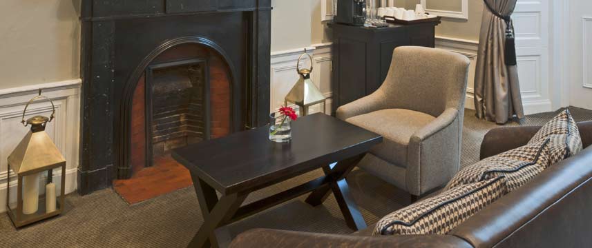 Crowne Plaza Edinburgh Fireplace