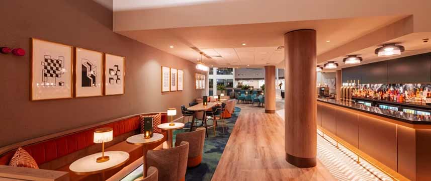 Crowne Plaza Liverpool City Centre - Lounge Bar Crowne Plaza Liverpool City Centre - Lounge Bar