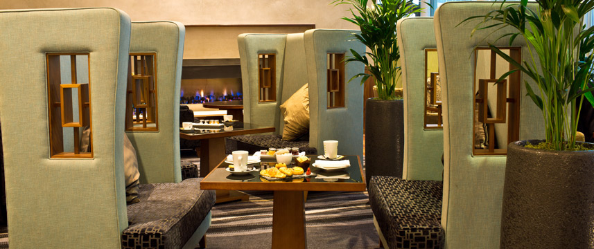 Crowne Plaza London The City - City Lounge Seating Crowne Plaza London The City - City Lounge Seating