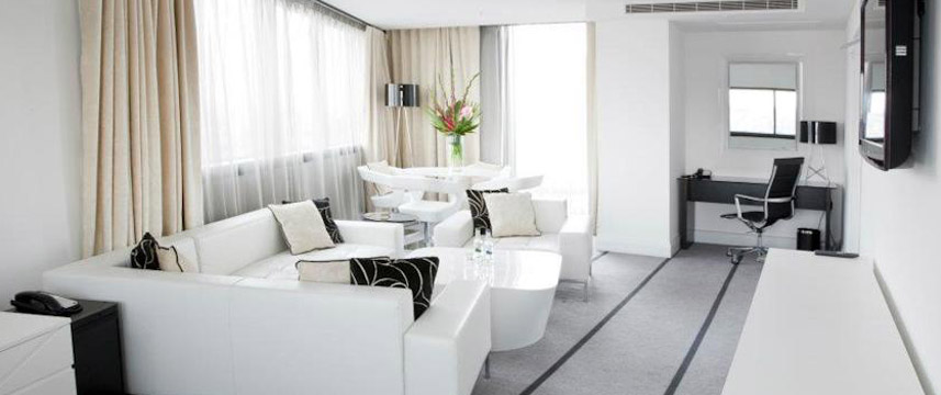 Crowne Plaza Manchester City - Guest Lounge Crowne Plaza Manchester City - Guest Lounge