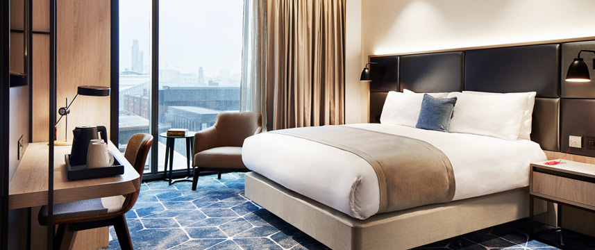 Crowne Plaza Manchester Oxford Road - Accessible Room Crowne Plaza Manchester Oxford Road - Accessible Room