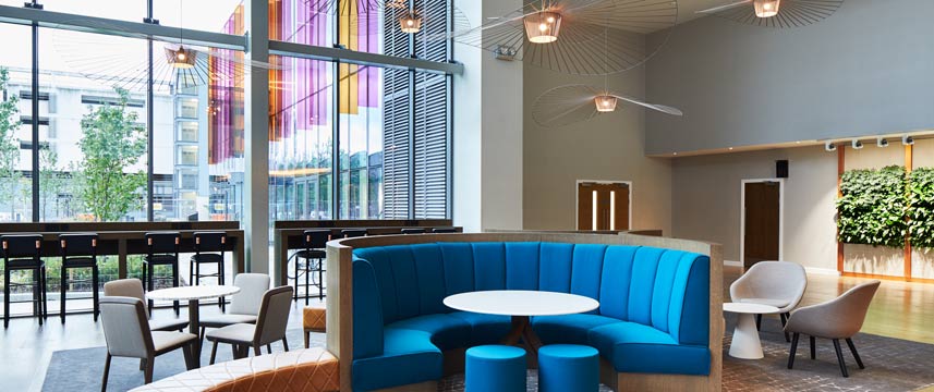 Crowne Plaza Manchester Oxford Road - Graduate Bar Crowne Plaza Manchester Oxford Road - Graduate Bar