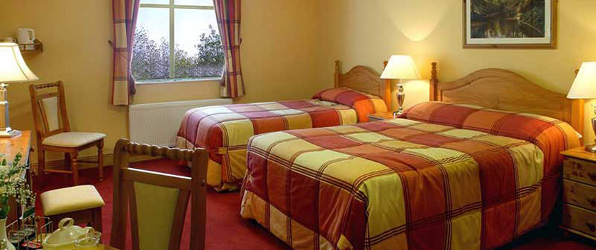 Darby O Gills Hotel - Triple Room