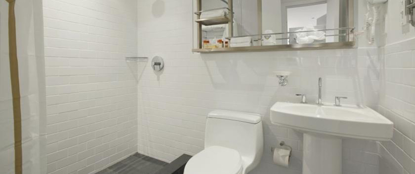 Days Hotel Broadway - Bathroom Days Hotel Broadway - Bathroom