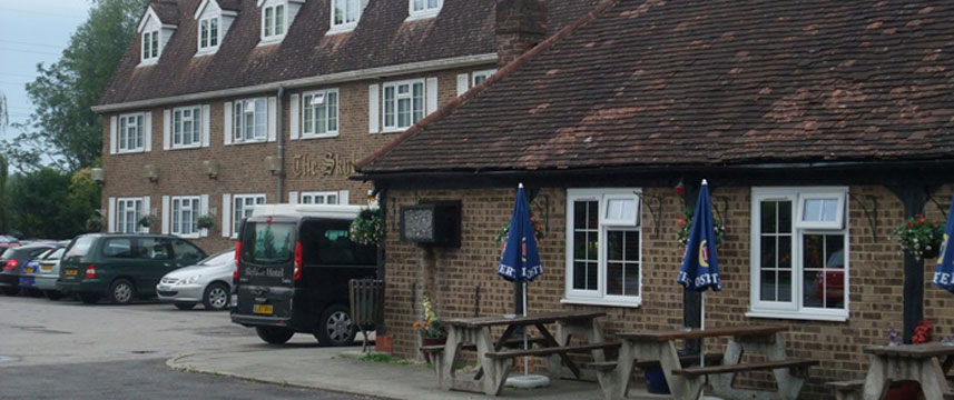 Days Hotel Gatwick Exterior Days Hotel Gatwick Exterior