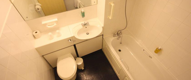Days Hotel Manchester City - Bathroom Days Hotel Manchester City - Bathroom