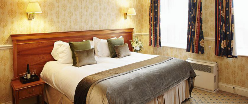 De Vere University Arms Hotel - Deluxe Double De Vere University Arms Hotel - Deluxe Double