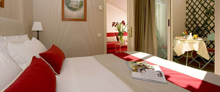 Dei Borgognoni Hotel - Superior Bedroom Dei Borgognoni Hotel - Superior Bedroom
