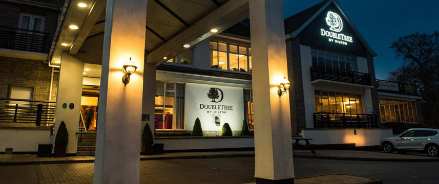 DoubleTree by Hilton Aberdeen Treetops - Exterior Night DoubleTree by Hilton Aberdeen Treetops - Exterior Night