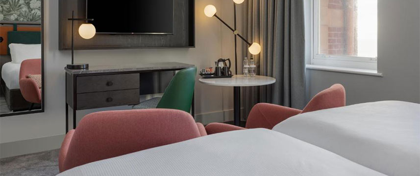 DoubleTree by Hilton Brighton Metropole - Twin Bedded Room