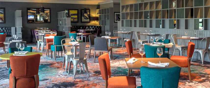 DoubleTree by Hilton Edinburgh Airport - Dining Area