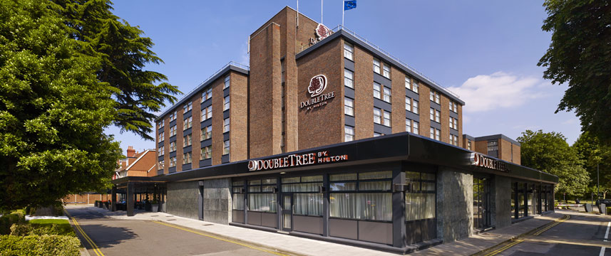 DoubleTree by Hilton London Ealing Exterior