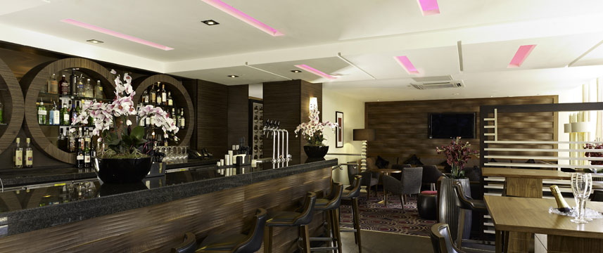 DoubleTree by Hilton London Victoria Bar Seats DoubleTree by Hilton London Victoria Bar Seats