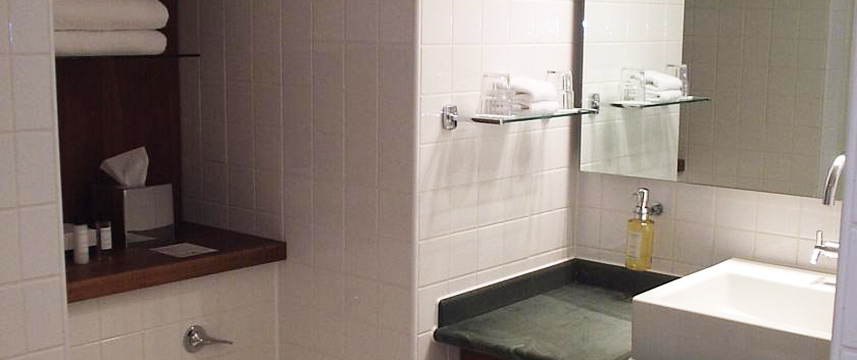 Doubletree By Hilton Westminster Bathroom Doubletree By Hilton Westminster Bathroom