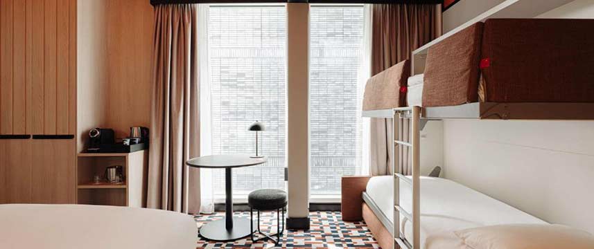 Doubletree by Hilton Amsterdam Family Room Doubletree by Hilton Amsterdam Family Room