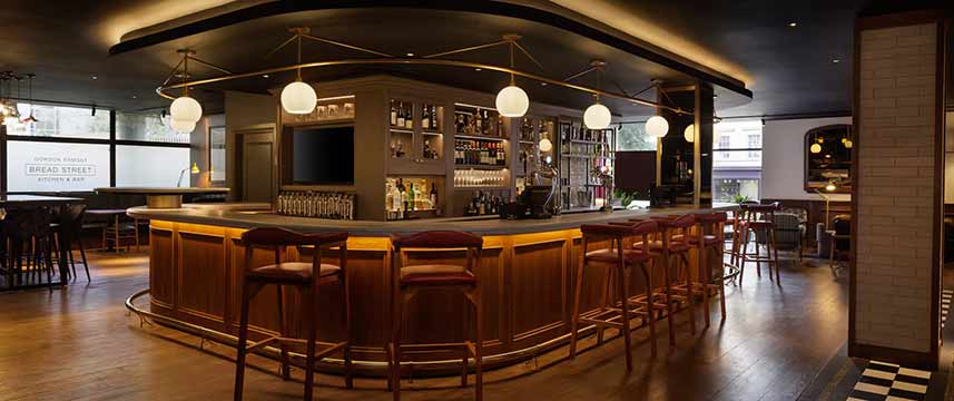 Doubletree by Hilton Bath - Bread Street Bar Doubletree by Hilton Bath - Bread Street Bar