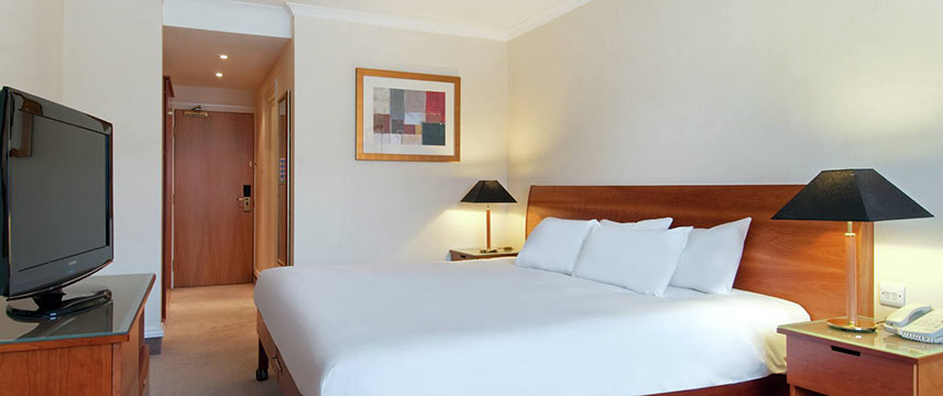 Doubletree by Hilton Hotel Bristol North King Bedded Room Doubletree by Hilton Hotel Bristol North King Bedded Room