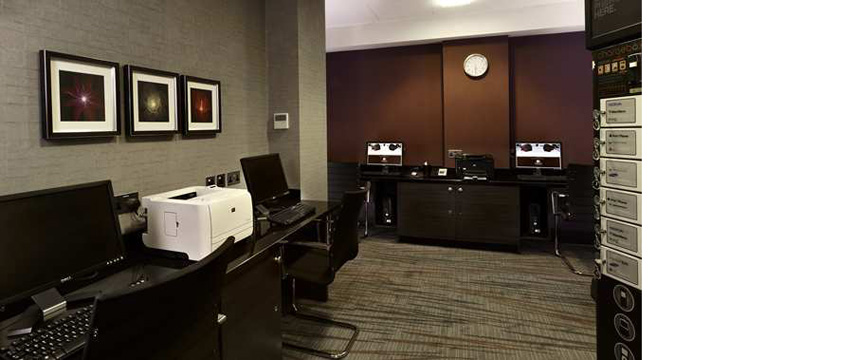 Doubletree by Hilton London - West End - IT Lounge Doubletree by Hilton London - West End - IT Lounge