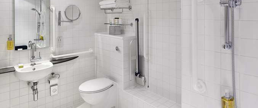 Doubletree by Hilton Westminster Accessible Bathroom Doubletree by Hilton Westminster Accessible Bathroom