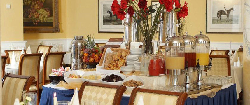 Dromhall Hotel - Breakfast Buffet Dromhall Hotel - Breakfast Buffet