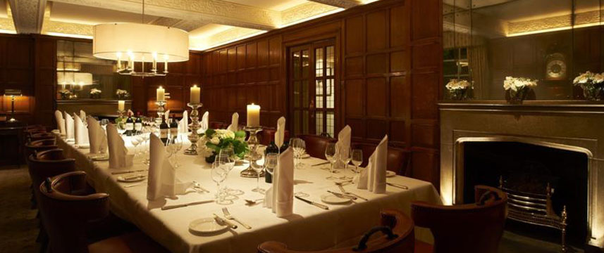 Durrants - Table Durrants - Table