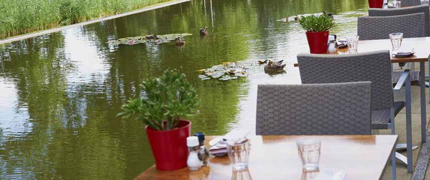Dutch Design Hotel Artemis - Canal View