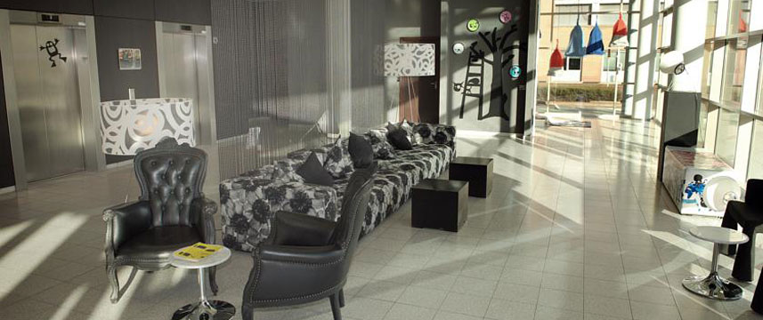 Dutch Design Hotel Artemis - Seating Area